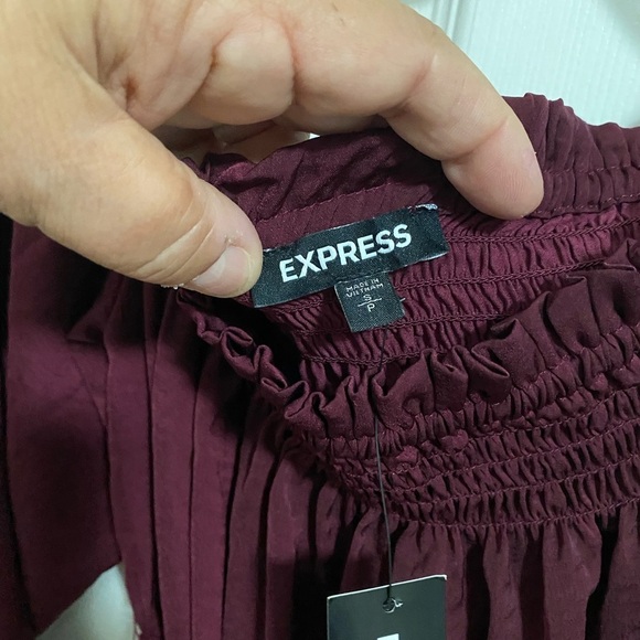 Express NET Long Sleeve cropped blouse Burgundy Size Small - Picture 3 of 6